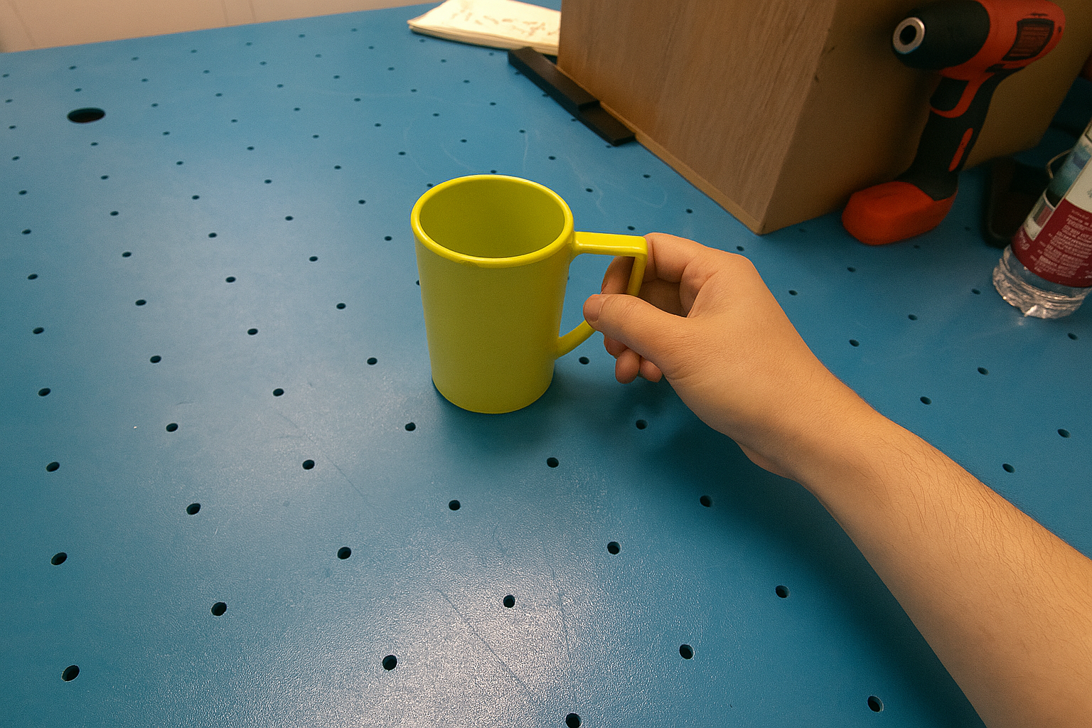 Generated grasp for Mug